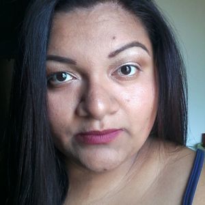 Meet your Posher, Aleida